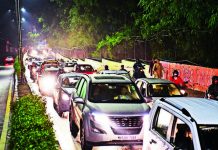 फेरीवाले, नागरी समस्यांवर कालबद्ध कारवाईसाठी विमाननगरवासीय, नगरसेवकांचा पीएमसीवर दबाव